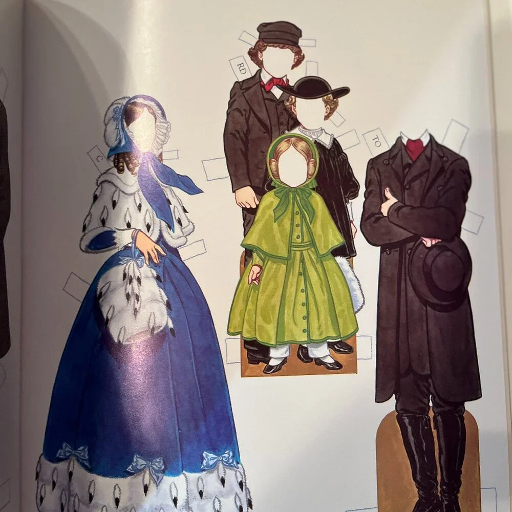 Civil‎ War Family Paper Dolls by Tom Tierney – Dover Publications – New